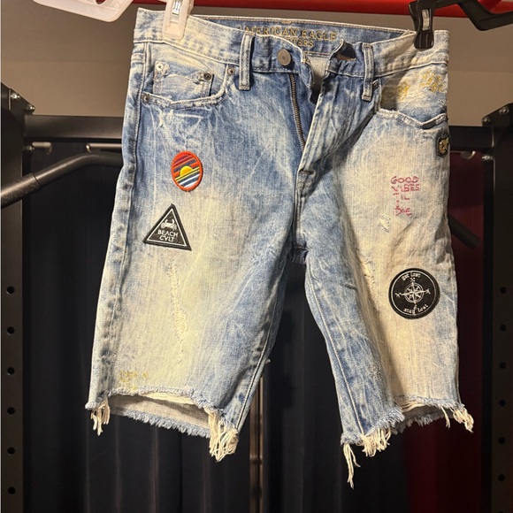 American Eagle Outfitters Classic Blue Jeans - Picture 9 of 9